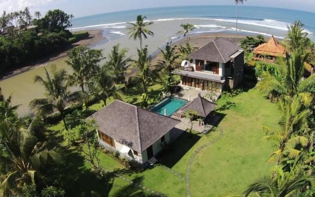 Balian Beach Villa