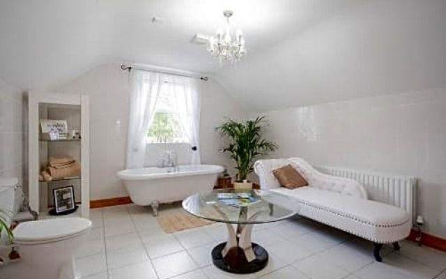 Longview House