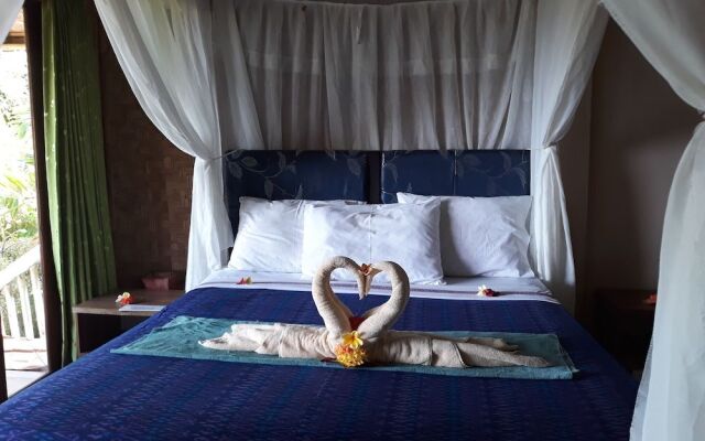Om Shanti Cottages