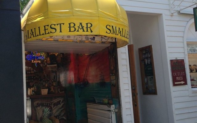 Smallest Bar Inn