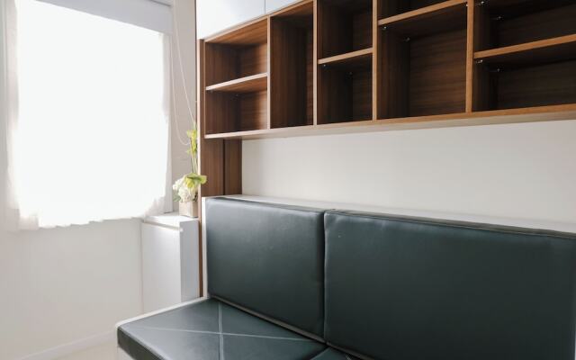 Homey 1Br Apartment With Extra Room At Parahyangan Residence