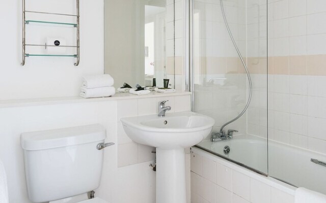 Great, Modern 1BR Flat in Battersea