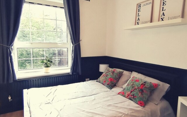 Greenwich - 1930s Retro Flat - 3 Bedrooms