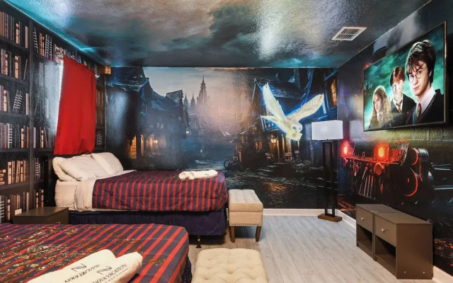 Family Oasis: Pool, Themed Rooms & Resort Access