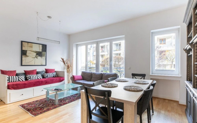 Classic Chic Flat 100m2 in City Center
