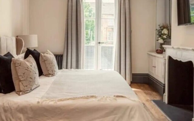 Luxurious & Central 3BD House - Chelsea