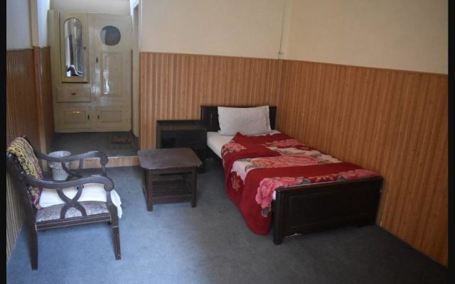 Jamal Hotel in Gilgit, Pakistan from 88$, photos, reviews - zenhotels.com
