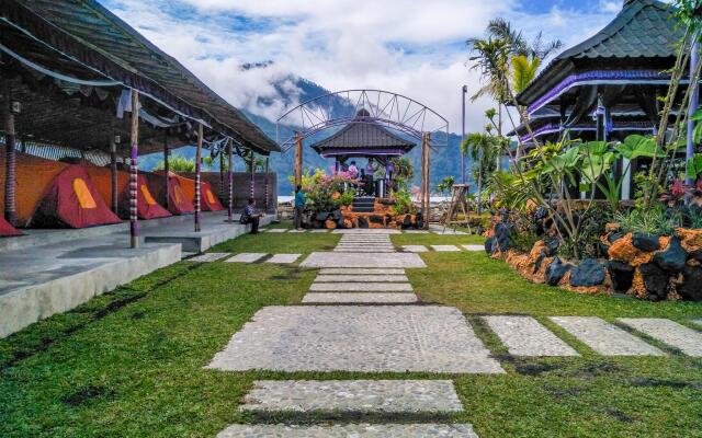 Hiker's Camp at Toya Devasya