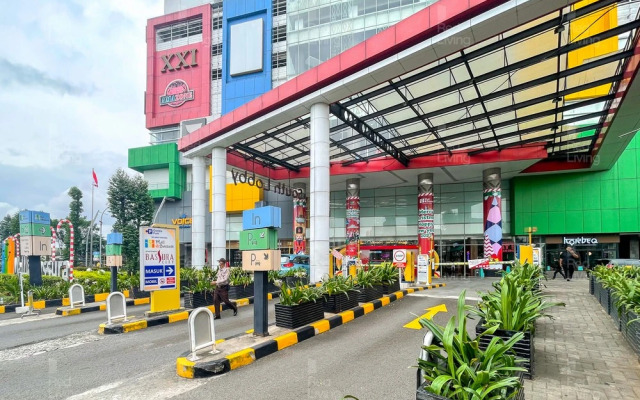 RedLiving Apartemen Bassura City - Gracefull Rooms Tower Dahlia