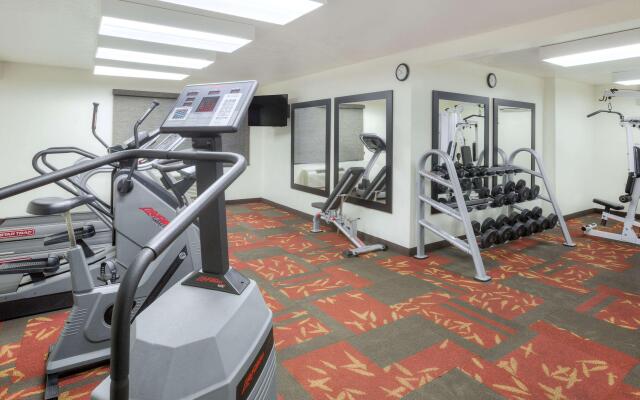 Hawthorn Suites by Wyndham Sacramento