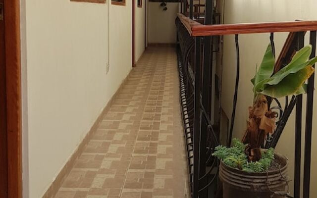 Hostal Apu Qhawarina