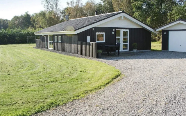 6 Person Holiday Home in Oksbol-by Traum