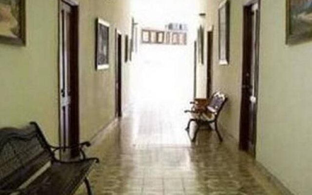 Class Colonial Aparta Hotel