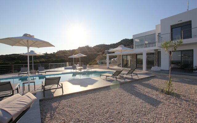 Alana Suites
