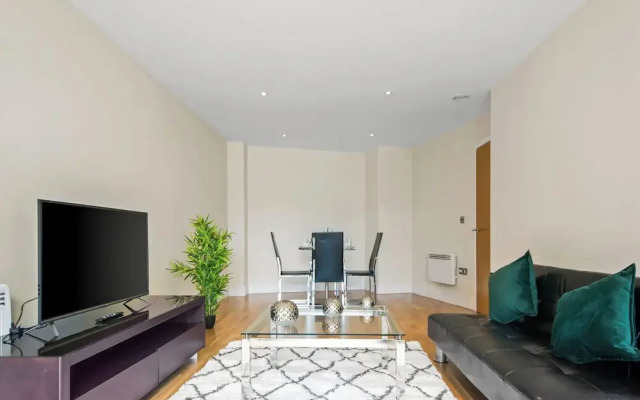 One Bed Apartment in Waterloo near Southwark