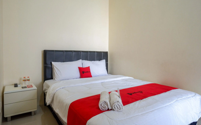 RedDoorz Syariah near Pasar Godong Grobogan