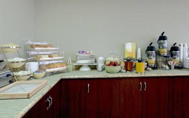 Quality Inn & Suites