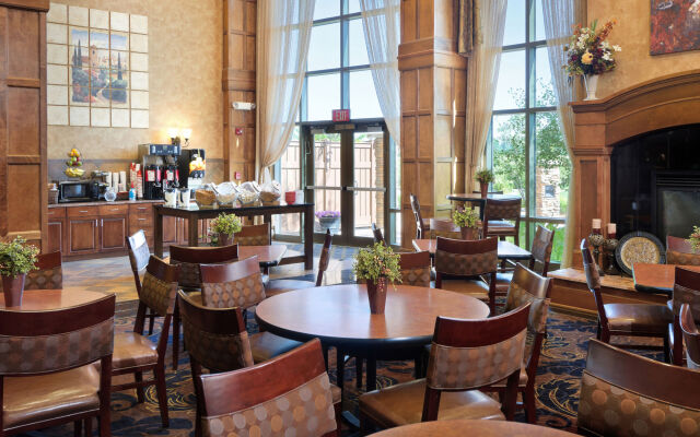 Clubhouse Hotel Suites Sioux Falls