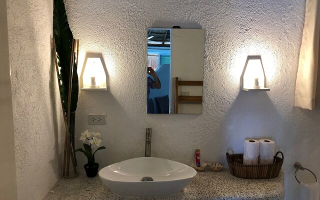 Pearl Bay Villas
