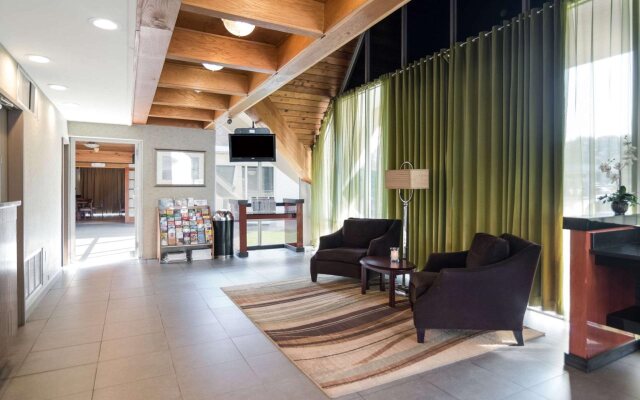 Quality Inn Greenfield