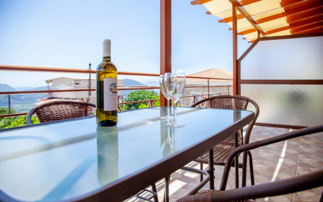 Agios Petros Apartments 1