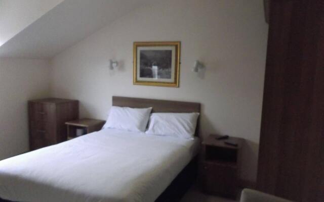 Dalys Inn