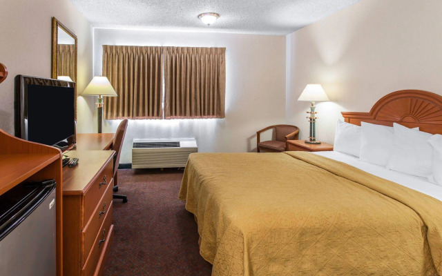 Quality Inn & Suites Lacey Olympia