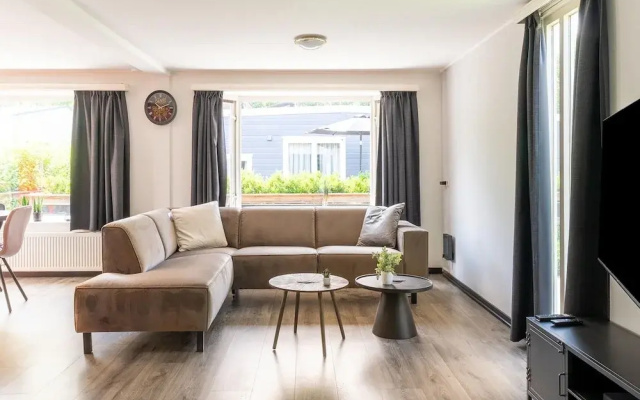 Charming Holiday Home in Kaatsheuvel Near Efteling