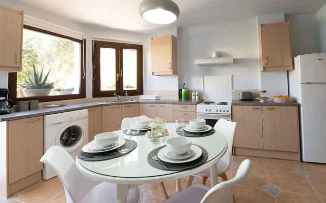 Natalia s Apartment in Tavronitis
