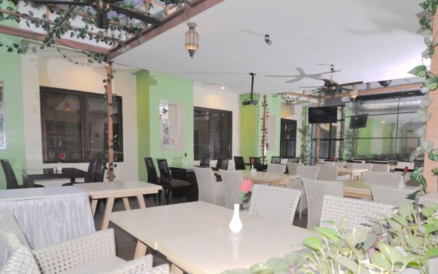 Airy Karet Kuningan Anggrek Jakarta