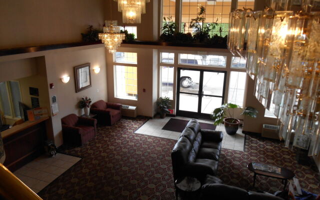 Portland Suites Airport East