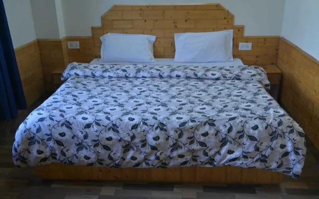 Taj Guest House