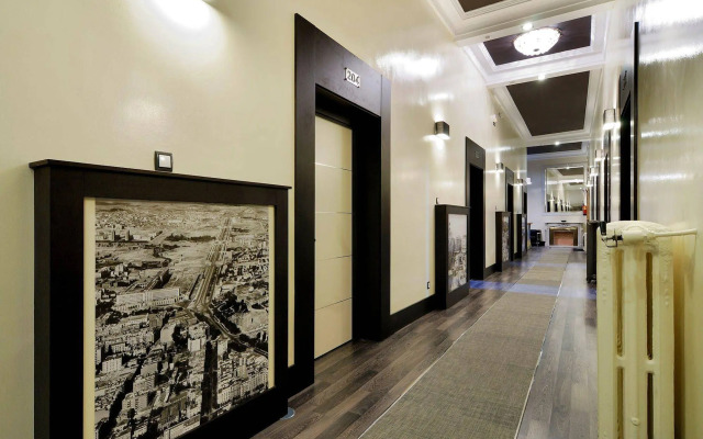 Alhambra Suites