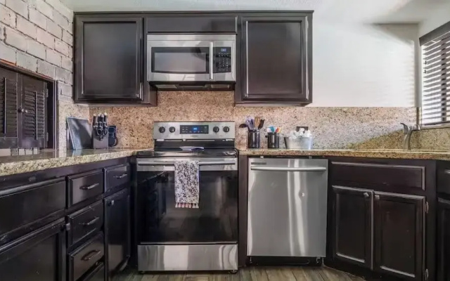 Spacious Mesa Oasis with Heated Pool