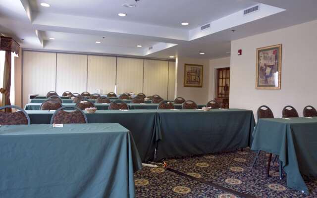 Best Western Plus Executive Hotel & Suites