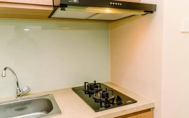 Homey And Compact Studio Apartment At B Residence