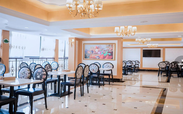 Hampton by Hilton Beihai High-Speed Train Station