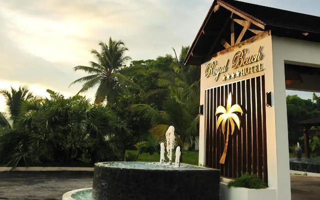 Royal Beach Hotel & Spa