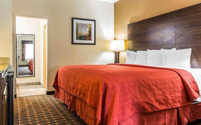 Quality Suites Hickory South