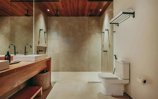 Barracuda Hotel & Villas