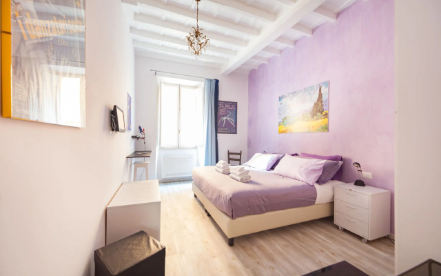 Trevi Fountain Art Suites