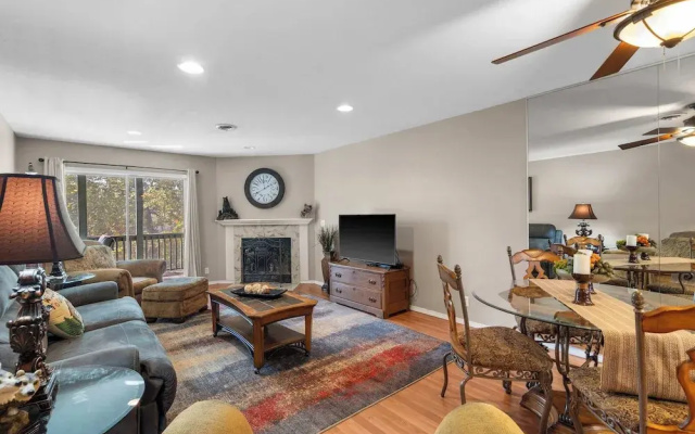 River Song Condo for 4