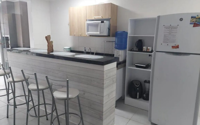 Ubatuba - Apartamento com Churrasqueira e Piscina