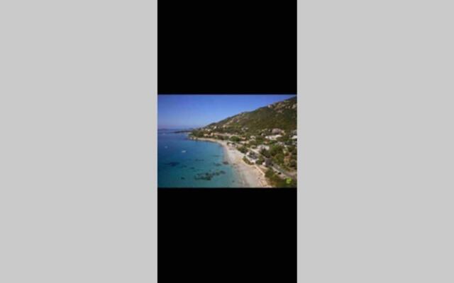 Ajaccio Charmant T2 neuf 40m2 avec balcon au Trottel wifi Clim parking plage à pieds 100m