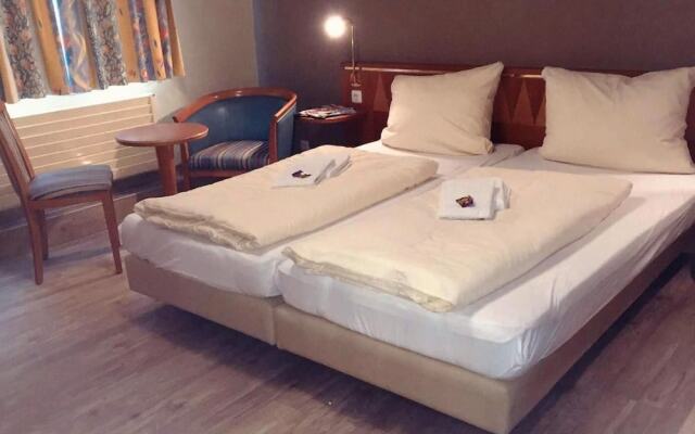 Hotel Alt Montjoie