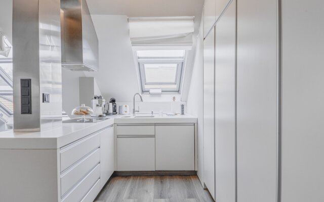 Luxury Apartment in Centre