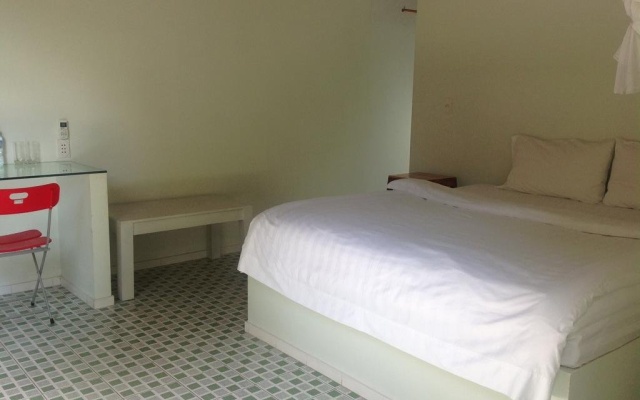 Platoon Adventure Lodge – Guest Rooms – Cai Be