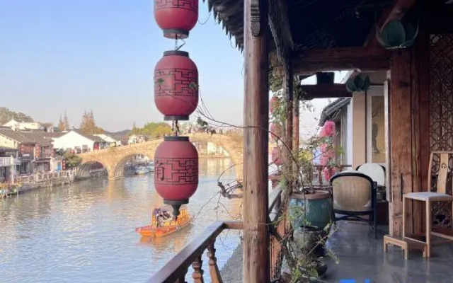 Zhujiajiao Jingting Inn
