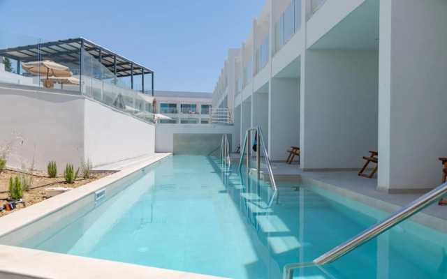 Mirage Bleu Hotel