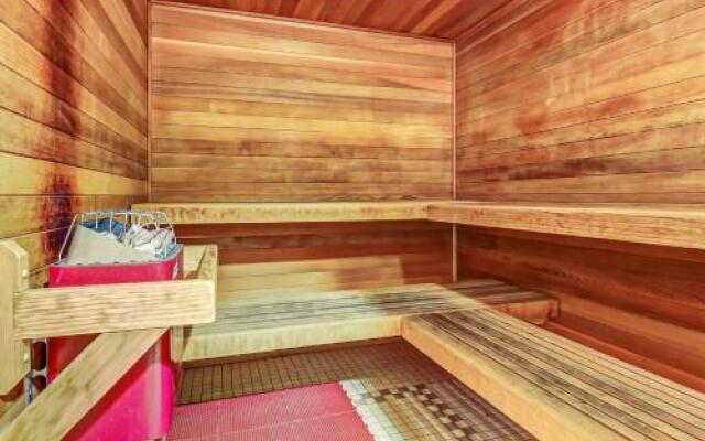 Powderhorn Lodge 107: Columbine Suite
